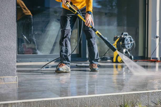 Professional Pressure Washing Services in Manson, IA